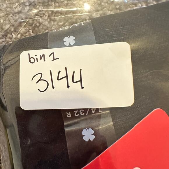 LUCKY BRAND Women's Low Rise Lizzie Skinny Size 14/32R In Clean Black - Picture 15 of 15